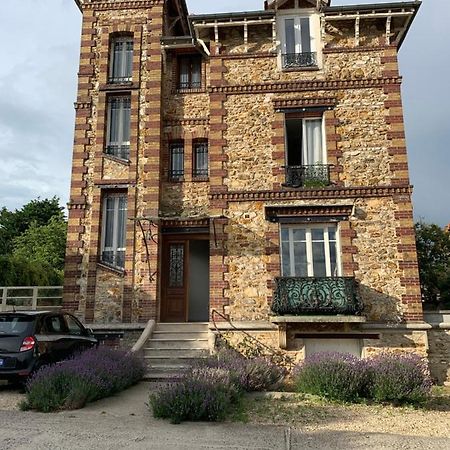 Logement A 20 Min De Paris Avec Parking Gratuit Eaubonne Bagian luar foto